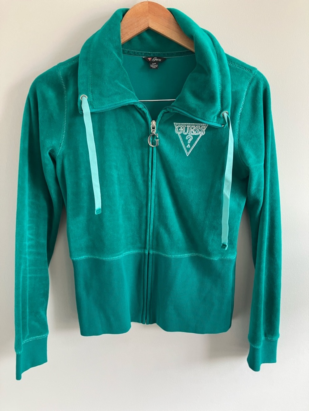 Y2K 2000’s Guess green zip up sweatshirt size small velour